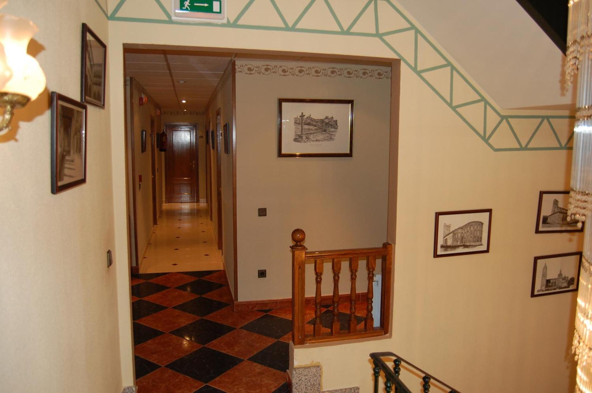 Guest house Don Jaime I Y Ii *