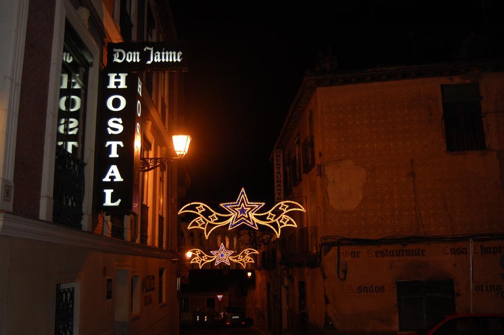 Don Jaime I Y Ii Guest house Segovia