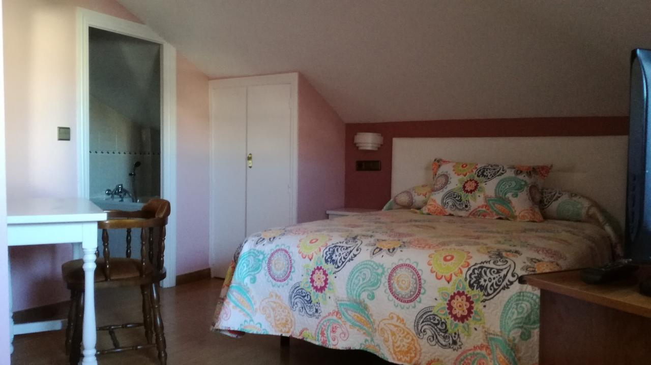 Don Jaime I Y Ii Guest house Segovia
